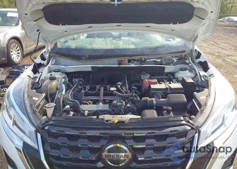 2021 Nissan Kicks Sv Xtronic Cvt z USA, uszkodzony, nr VIN 3N1CP5CVXML487751